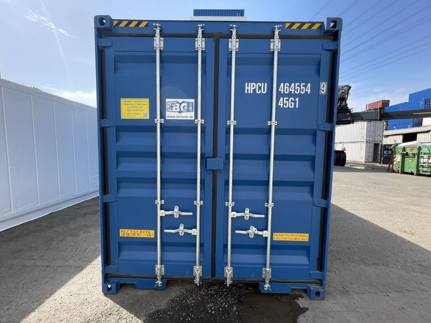 40 Fuß HC Seecontainer Double Door mit Reifenregalsystem und Licht